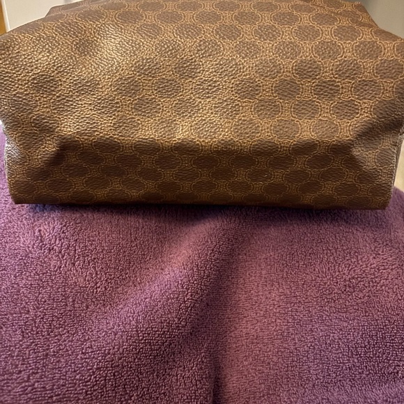 Celine Clutch - Picture 7 of 8